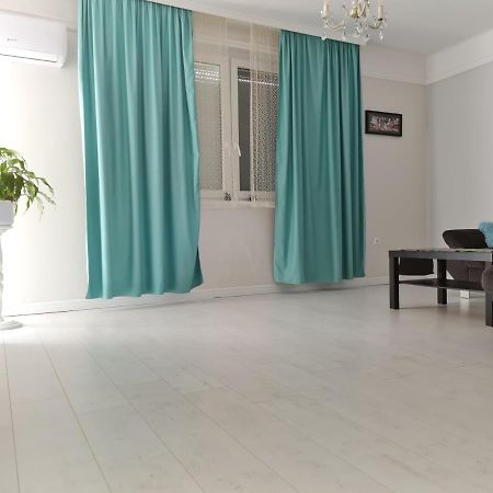 Come.In Kiskunfelegyhaza Ngoại thất bức ảnh